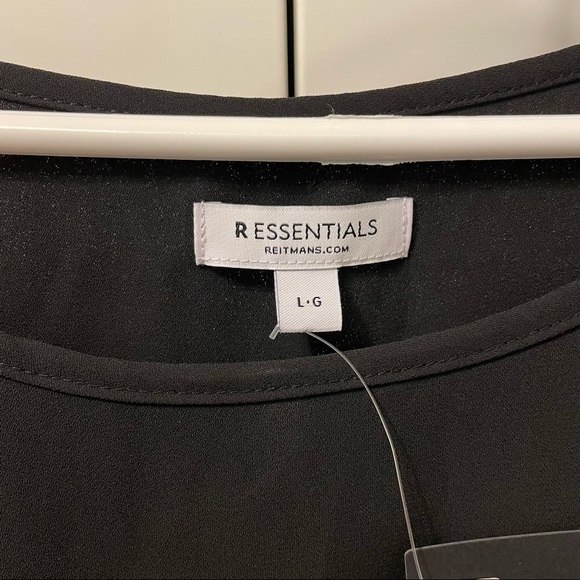 ✨2/$20, NWT🖤✨ Reitmans R-Essentials: Flowy Pocket Tee - Picture 5 of 7